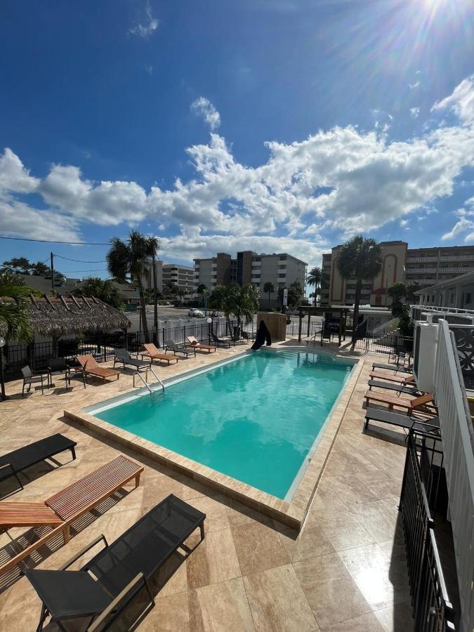 Holiday Isles Resort Madeira Beach Kültér fotó